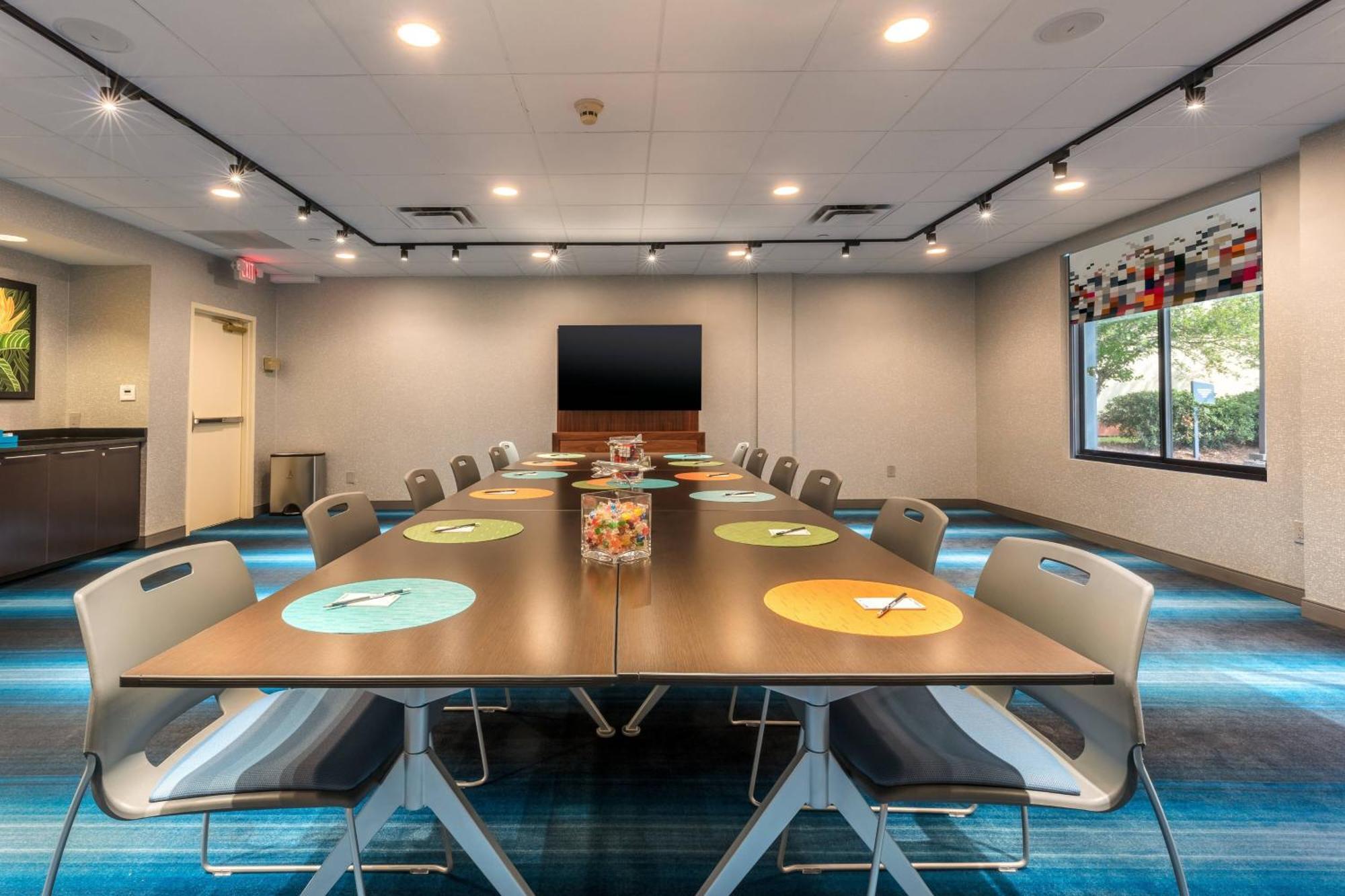 Aloft Columbia Harbison Hotel Bagian luar foto