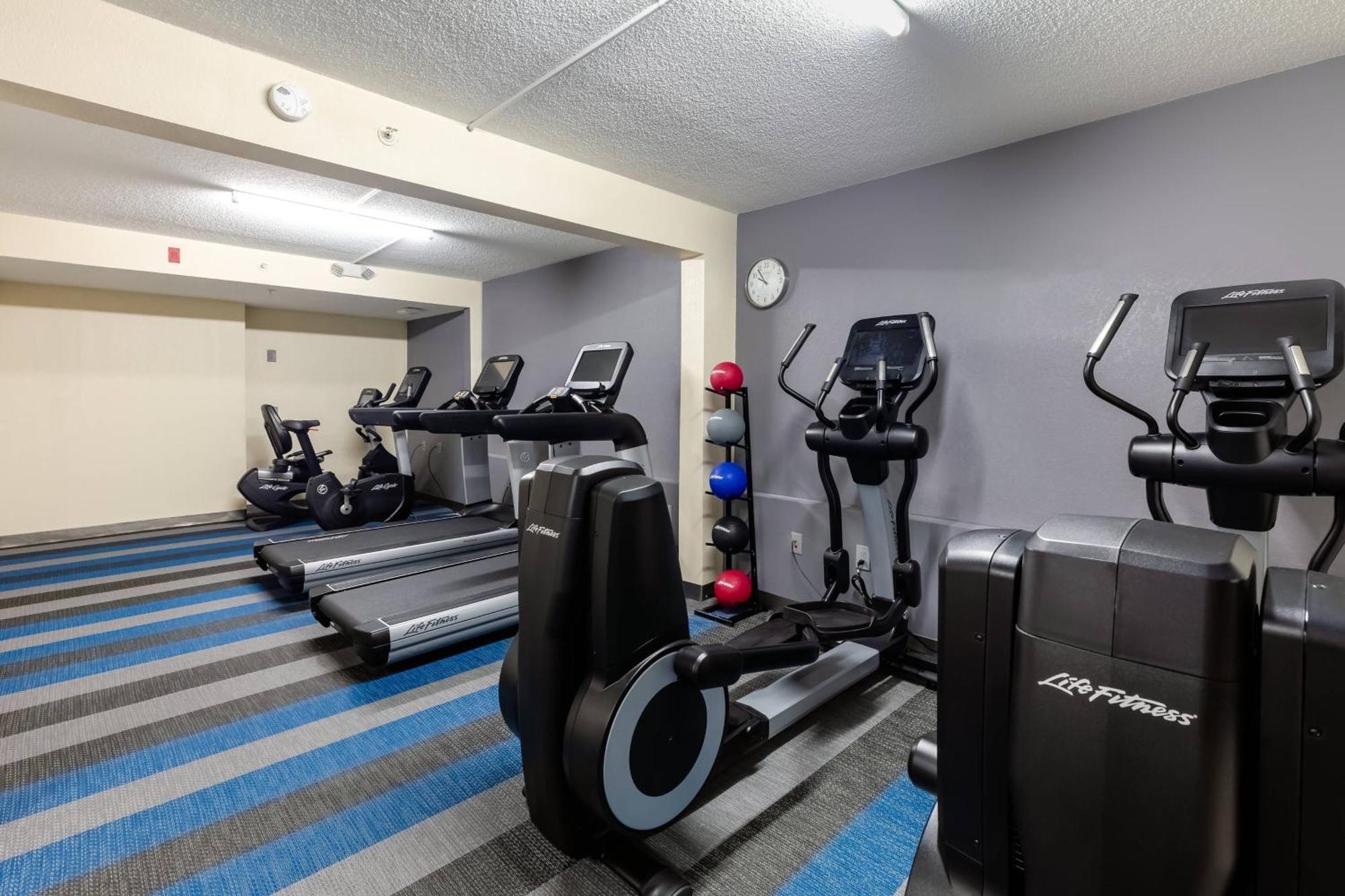 Aloft Columbia Harbison Hotel Bagian luar foto