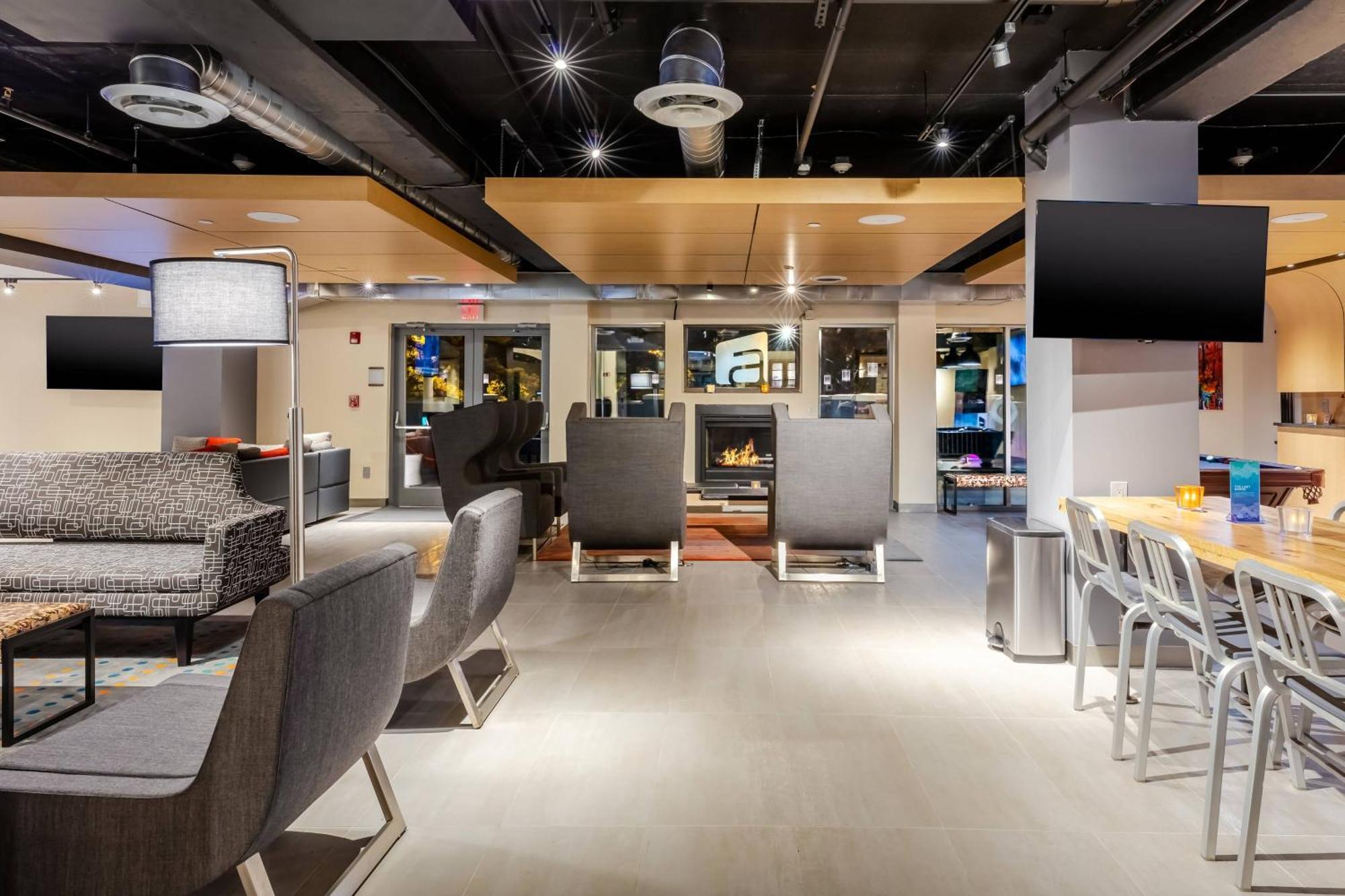 Aloft Columbia Harbison Hotel Bagian luar foto
